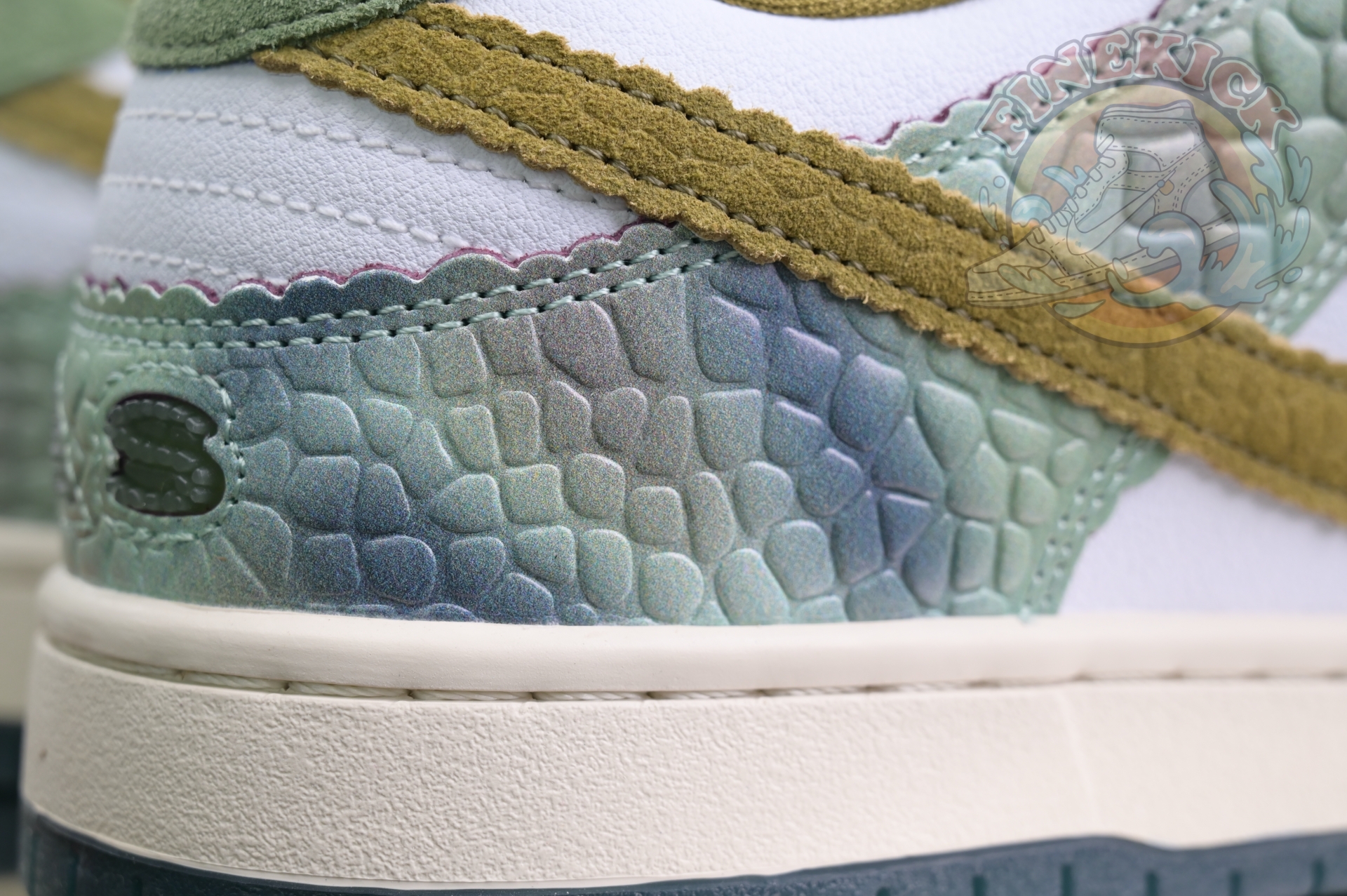 Alexis Sablone x Nike Dunk SB Low - finekick.vip