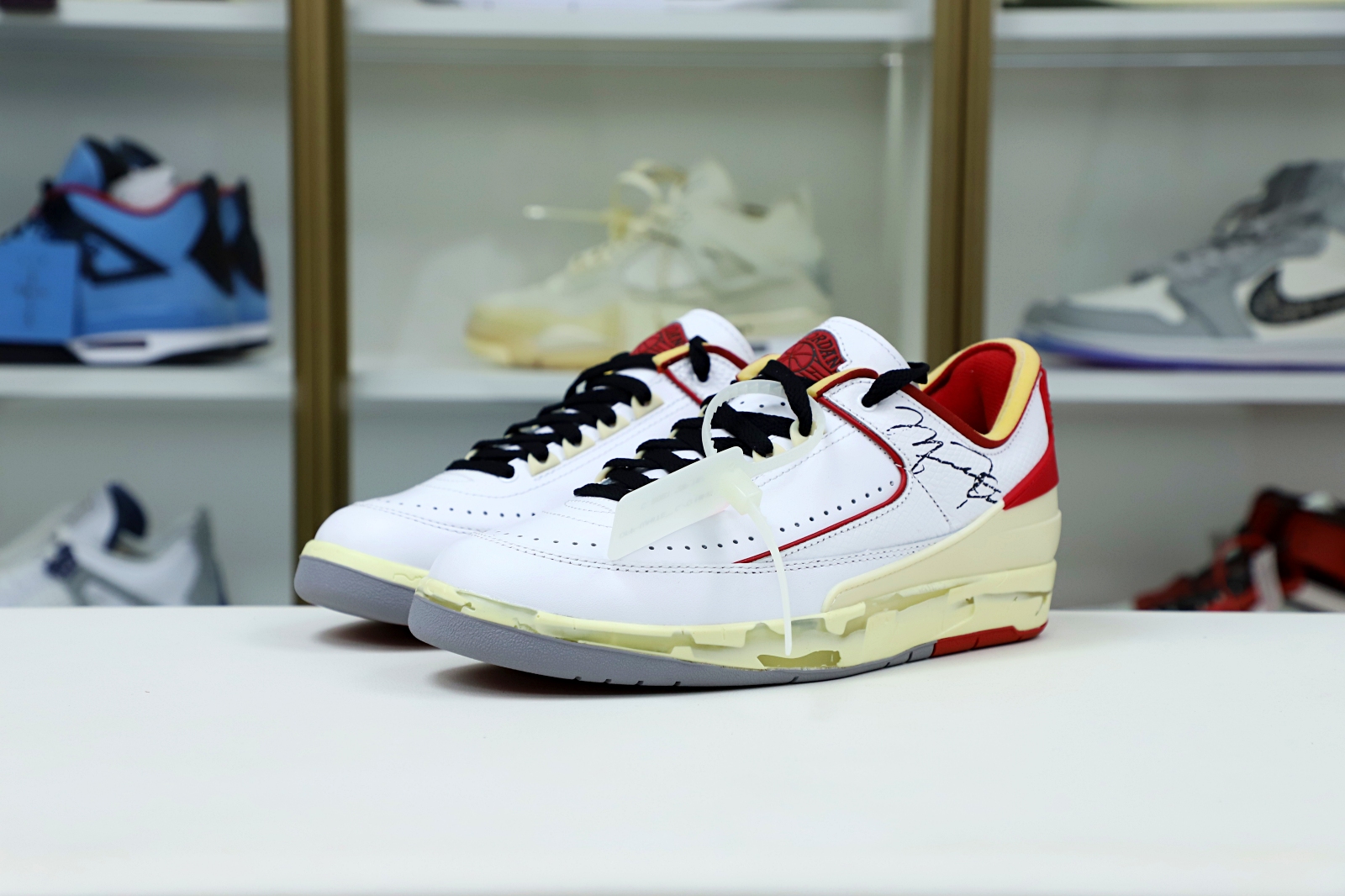 OFF-WHITE X AIR JORDAN 2 RETRO LOW SP 'WHITE VARSITY RED' - finekick.vip