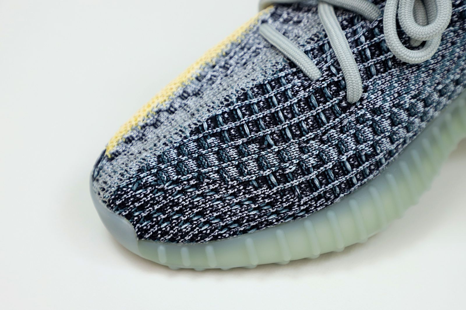 YEEZY BOOST 350 V2 'ASH BLUE - finekick.vip