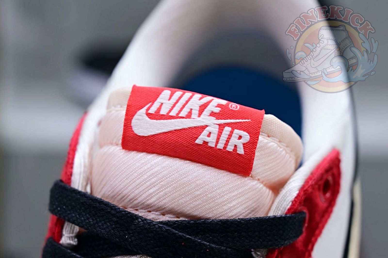 Trophy Room x Air Jordan 1 Low OG “Away” - finekick.vip