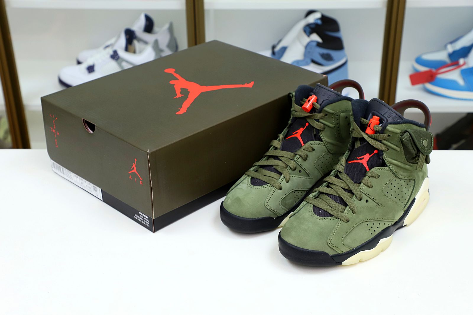 TRAVIS SCOTT X AIR JORDAN 6 RETRO 'OLIVE' - finekick.vip
