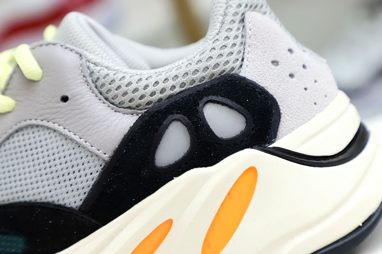 YEEZY BOOST 700 'WAVE RUNNER' - finekick.vip