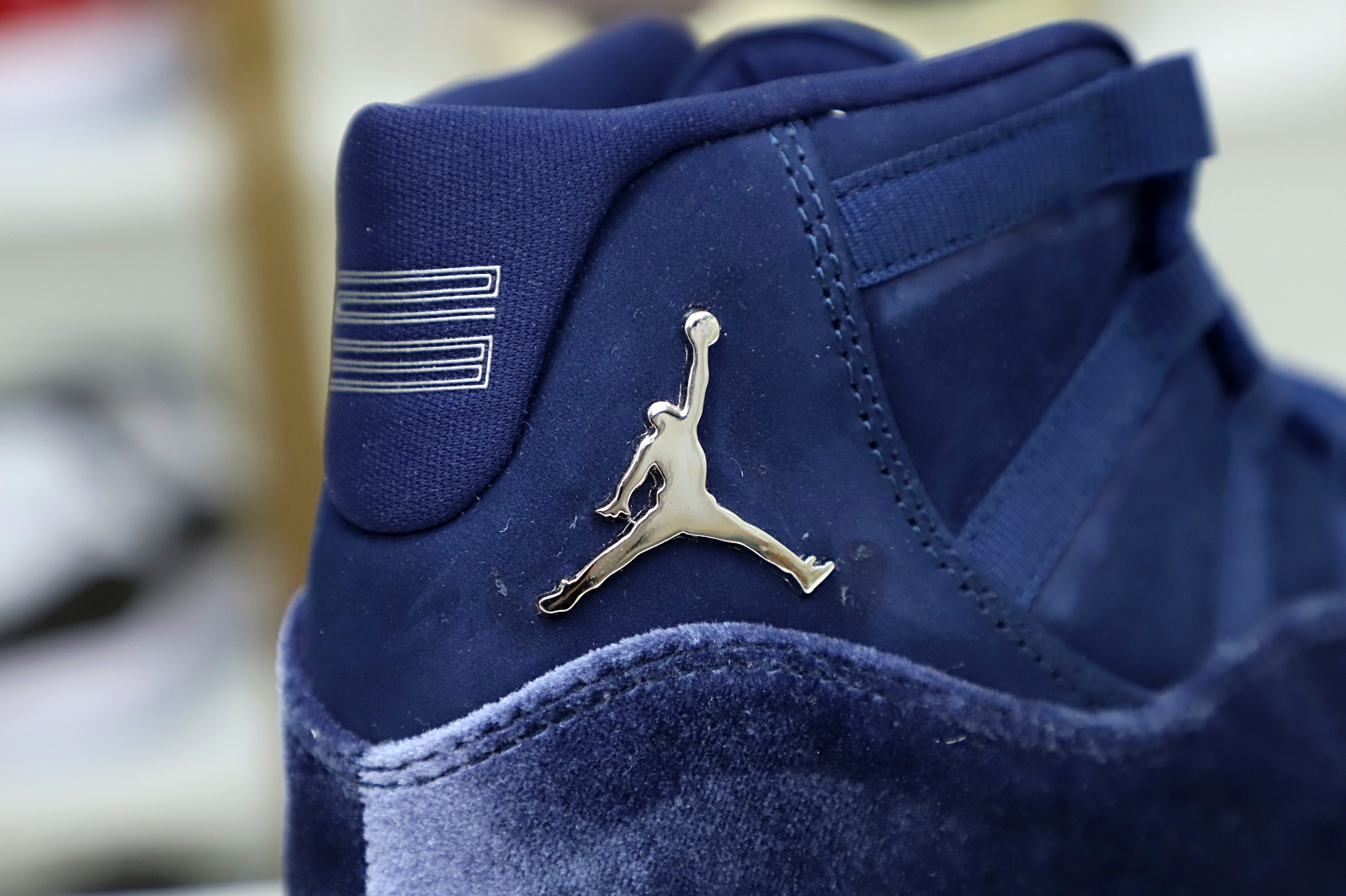 AIR JORDAN 11 RETRO MIDNIGHT NAVY - finekick.vip