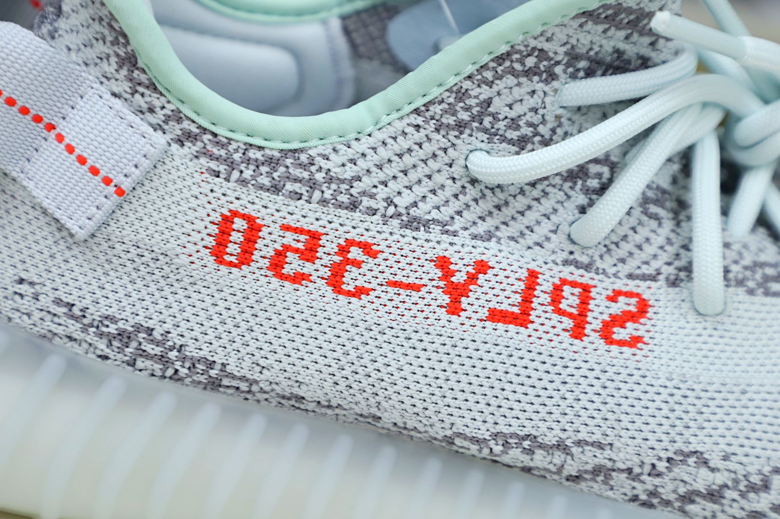 YEEZY BOOST 350 V2 'BLUE TINT' - finekick.vip