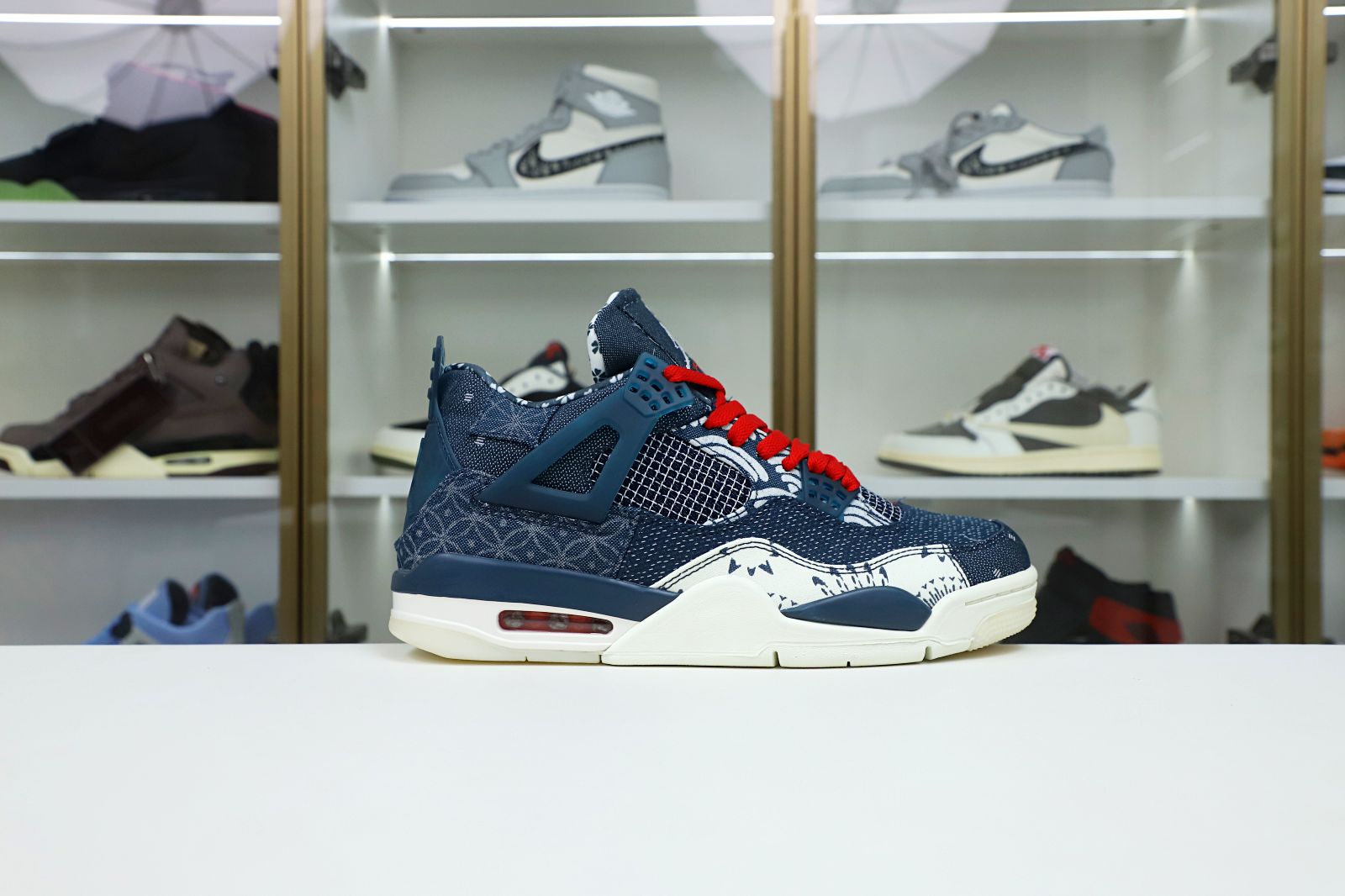 Air Jordan 4 retro se