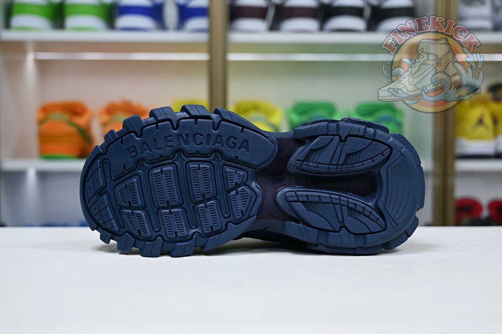 Balenciaga BLGA  Track(LED) - finekick.vip