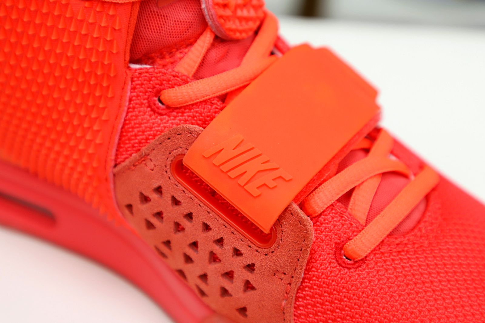 Nike Air Yeezy 2 red october - finekick.vip