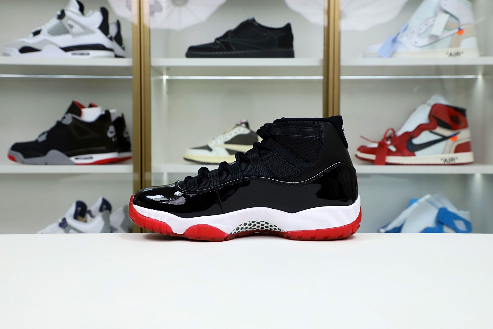 AIR JORDAN 11 RETRO 'BRED' 2019 - finekick.vip
