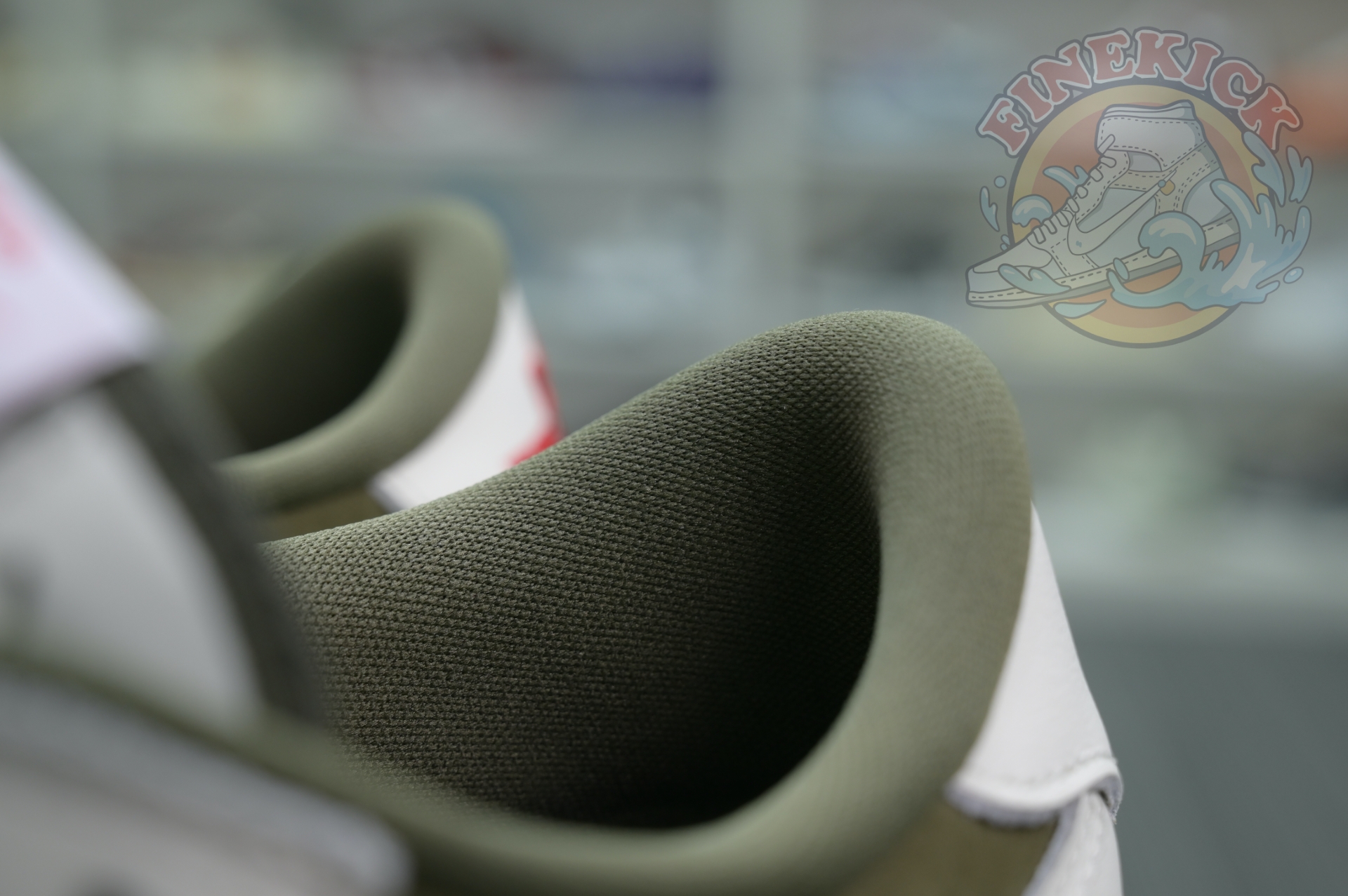 Travis Scott x Air Jordan 1 Low OG “Medium Olive” - finekick.vip