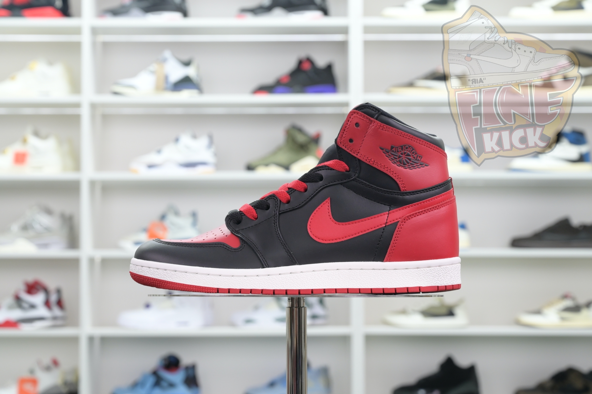 Air Jordan 1 High 85 Bred 2025 - finekick.vip