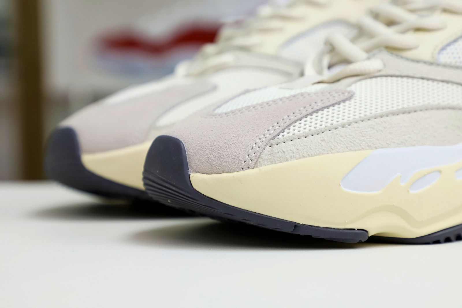 YEEZY BOOST 700 'ANALOG' - finekick.vip