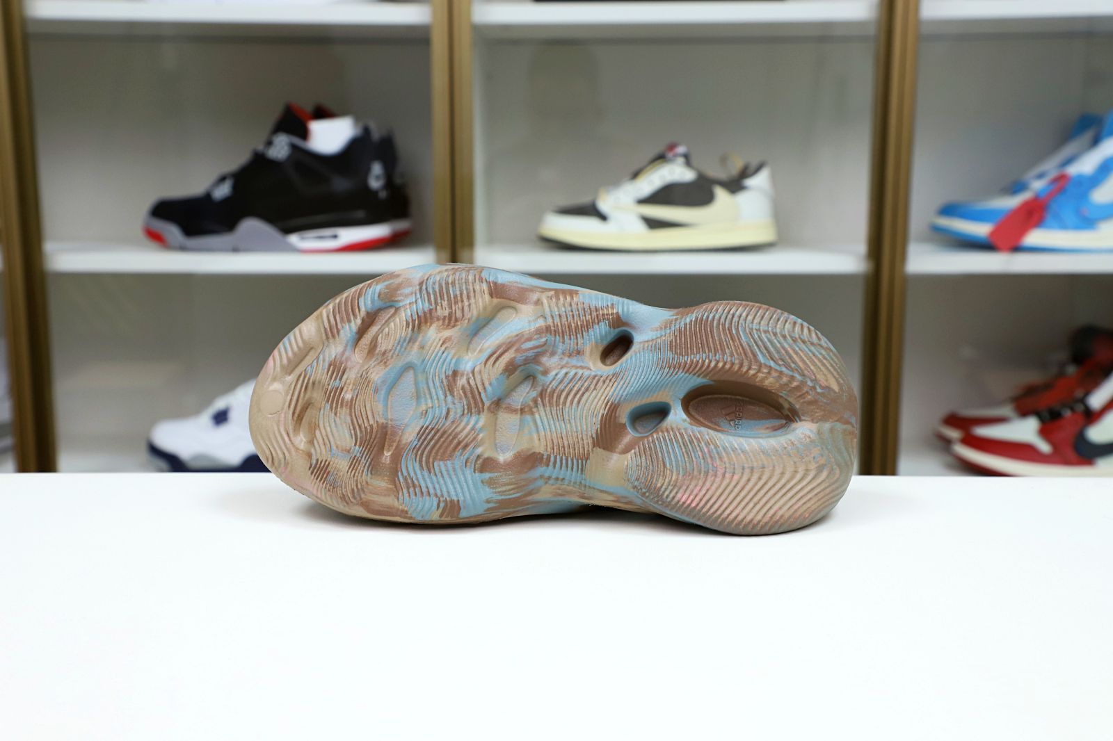 YEEZY FOAM RNNR MX SAND GREY - finekick.vip