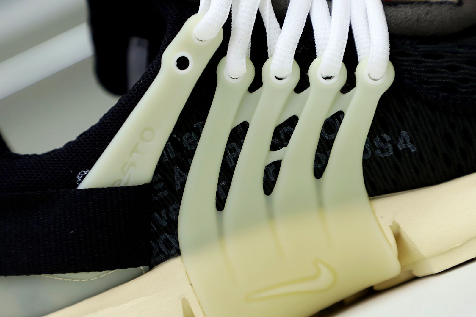 OFF WHITE PRESTO - finekick.vip