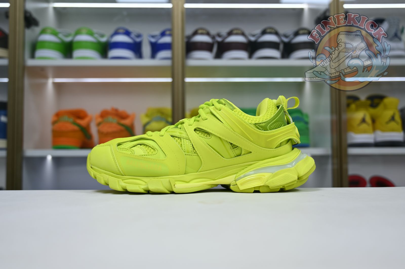 Balenciaga BLGA  Track(LED) - finekick.vip