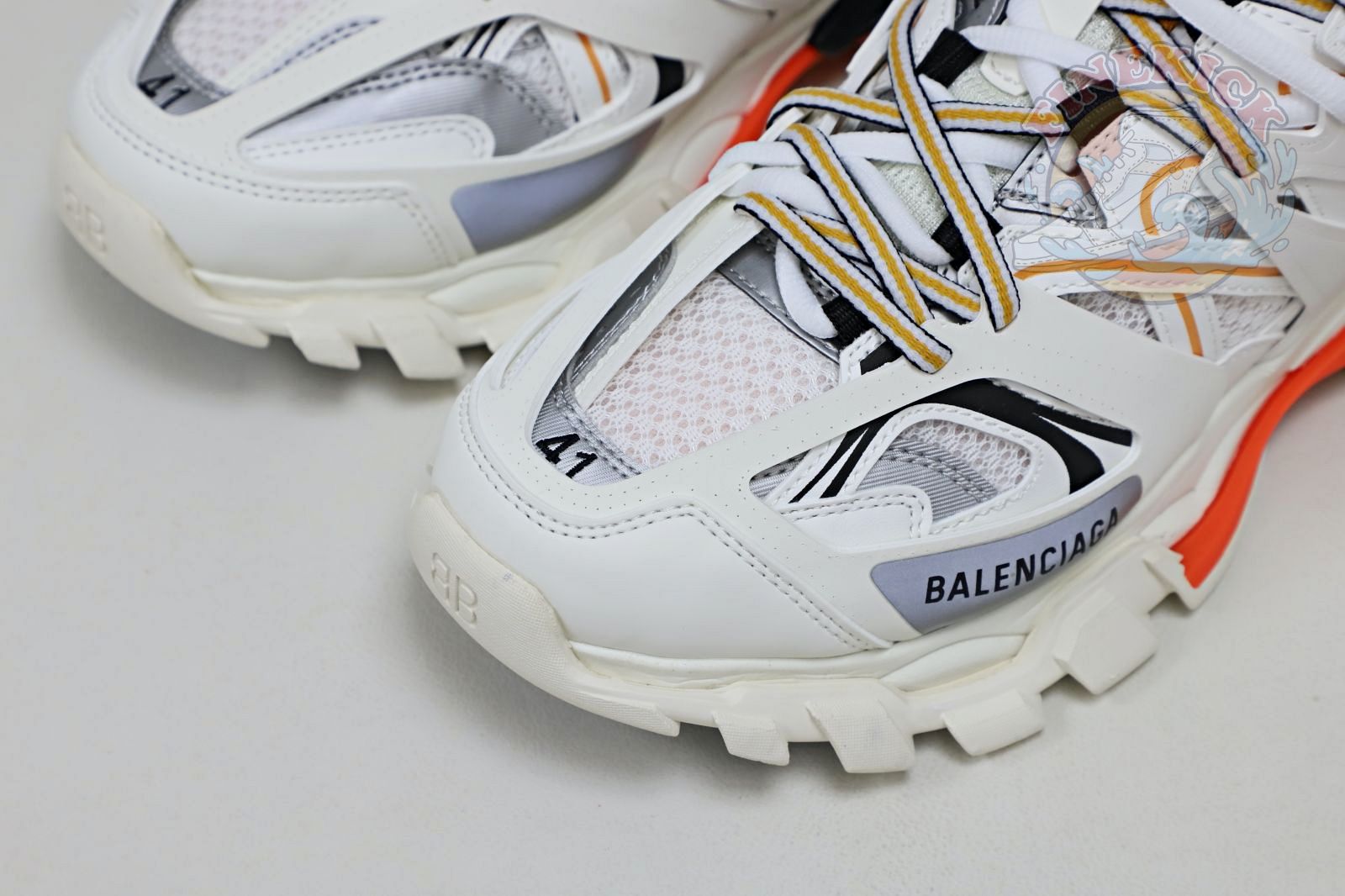 Balenciaga BLGA  Track(LED) - finekick.vip