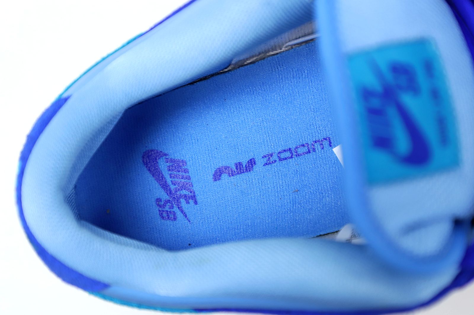 NIKE SB DUNK LOW BLUE RASPBERRY - finekick.vip