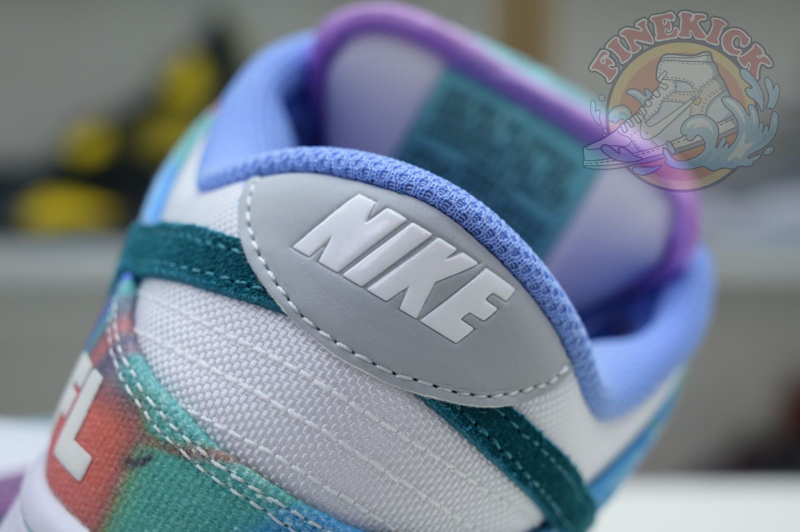 Futura Laboratories x Nike Dunk SB - finekick.vip