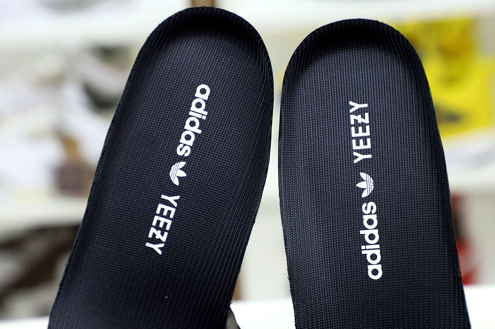 YEEZY BOOST 350 V2 'BLACK NON-REFLECTIVE' - finekick.vip
