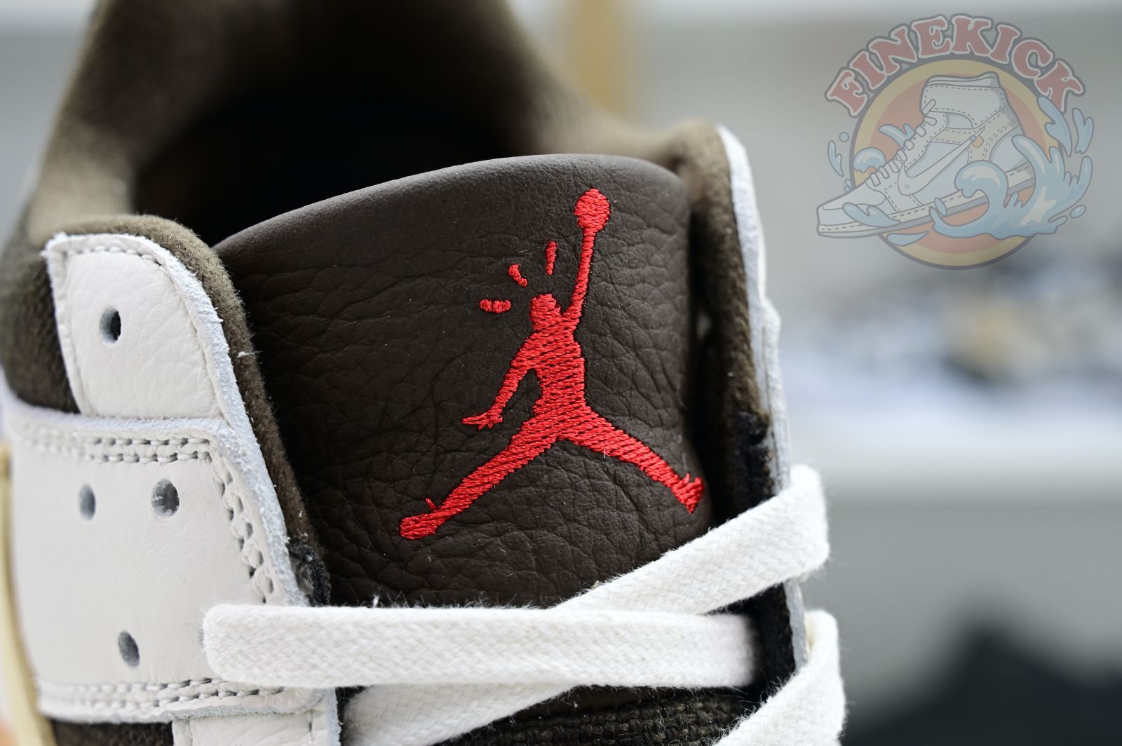 Travis Scott x Jordan Executive The Check - finekick.vip