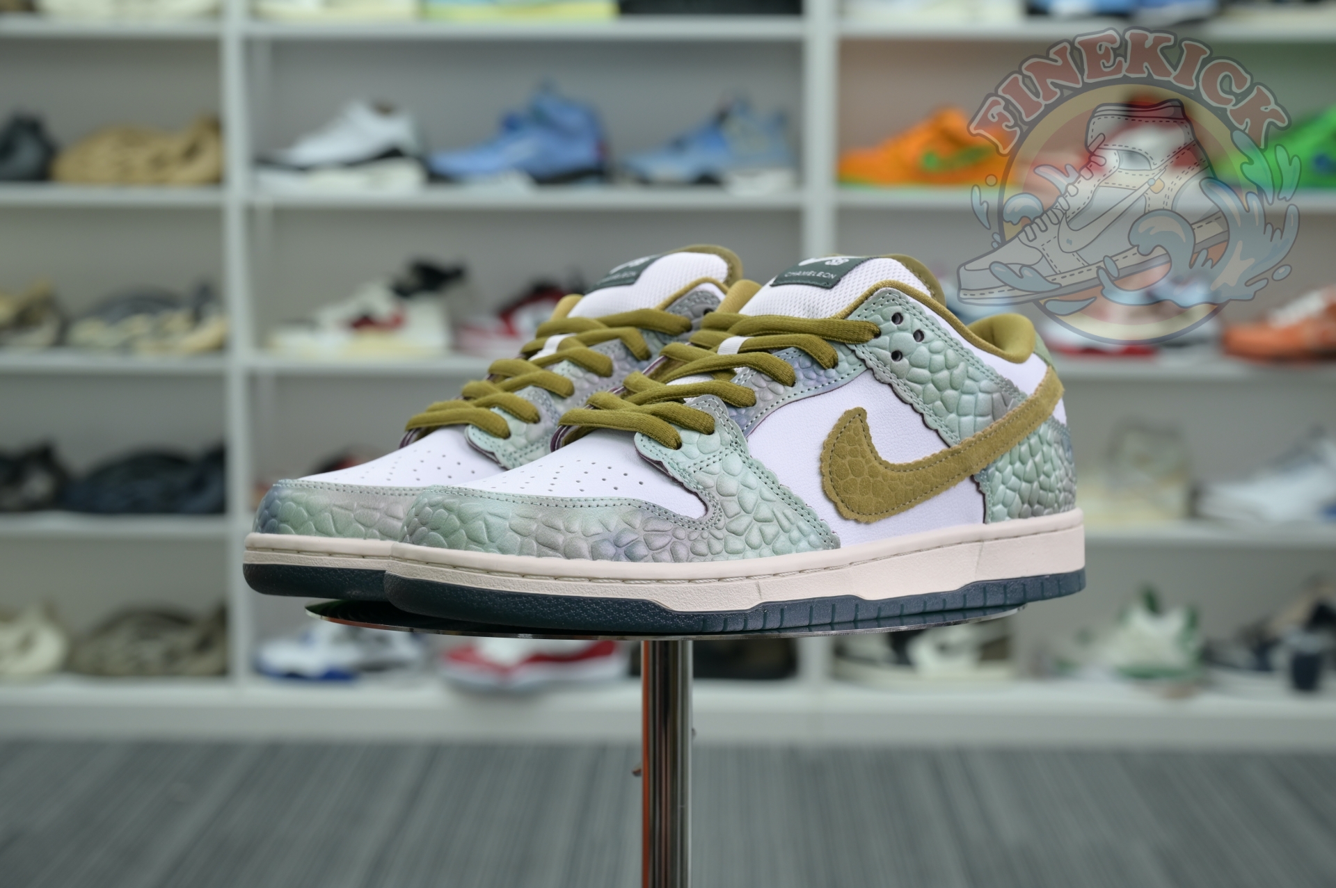 Alexis Sablone x Nike Dunk SB Low - finekick.vip