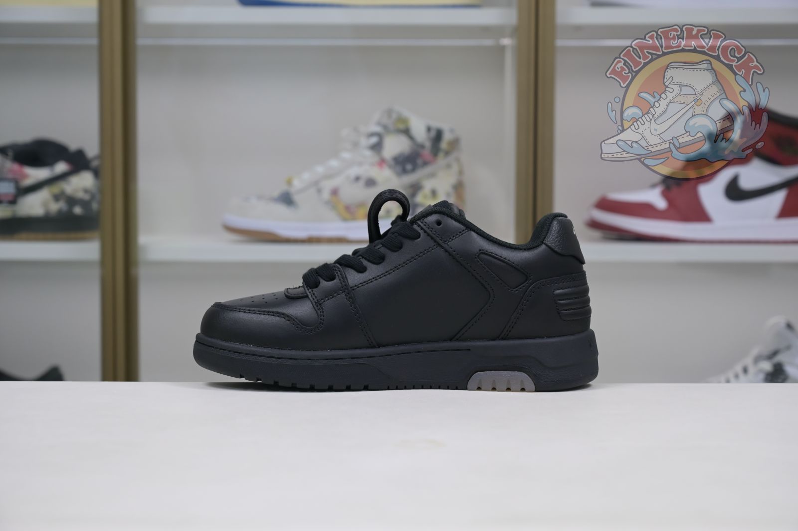 OFF-WHITE Ous Of Office - finekick.vip