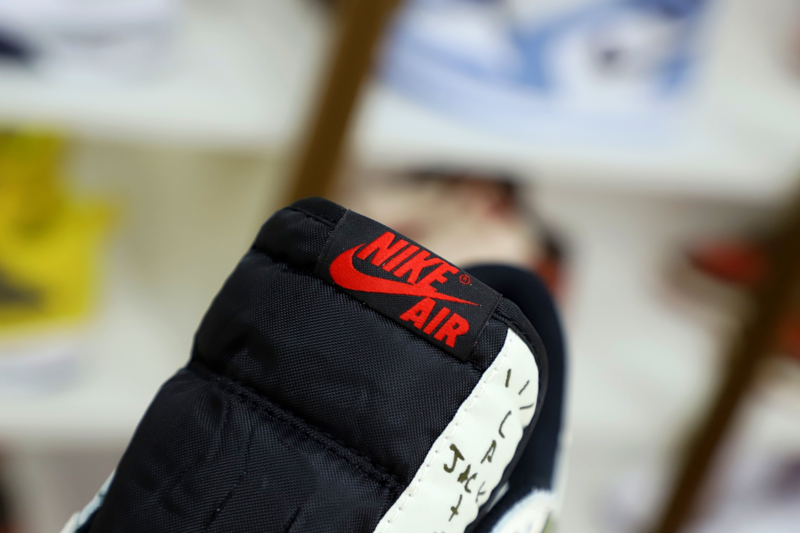 TRAVIS SCOTT X NIKE AIR JORDAN 1 LOW OG “Olive” - finekick.vip