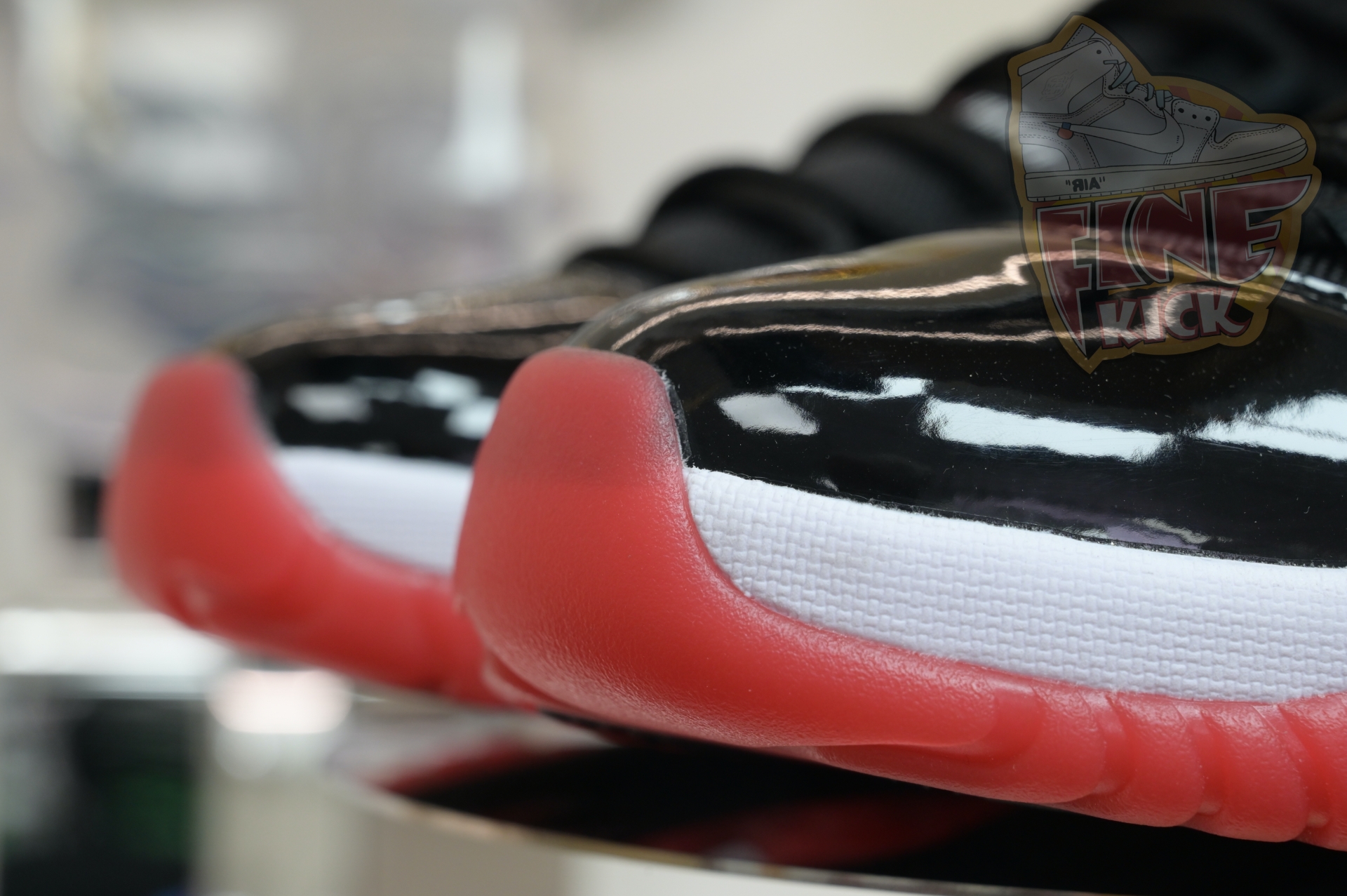 Air Jordan 11 Low“Bred” FV5104-006 - finekick.vip