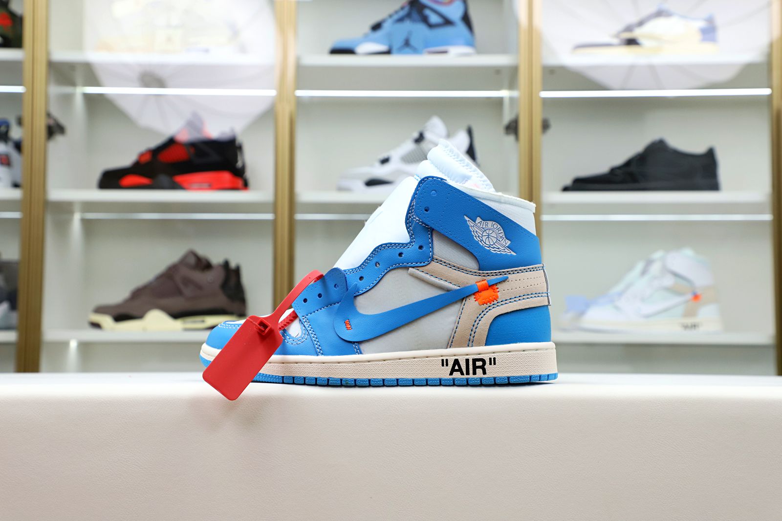 OFF-WHITE X AIR JORDAN 1 RETRO HIGH OG 'UNC' - finekick.vip