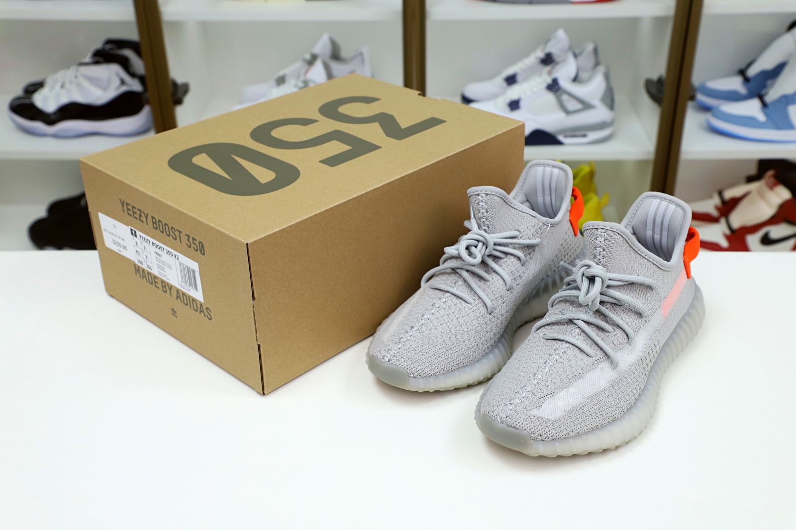 Yeezy Boost 350 V2 “Tail - finekick.vip