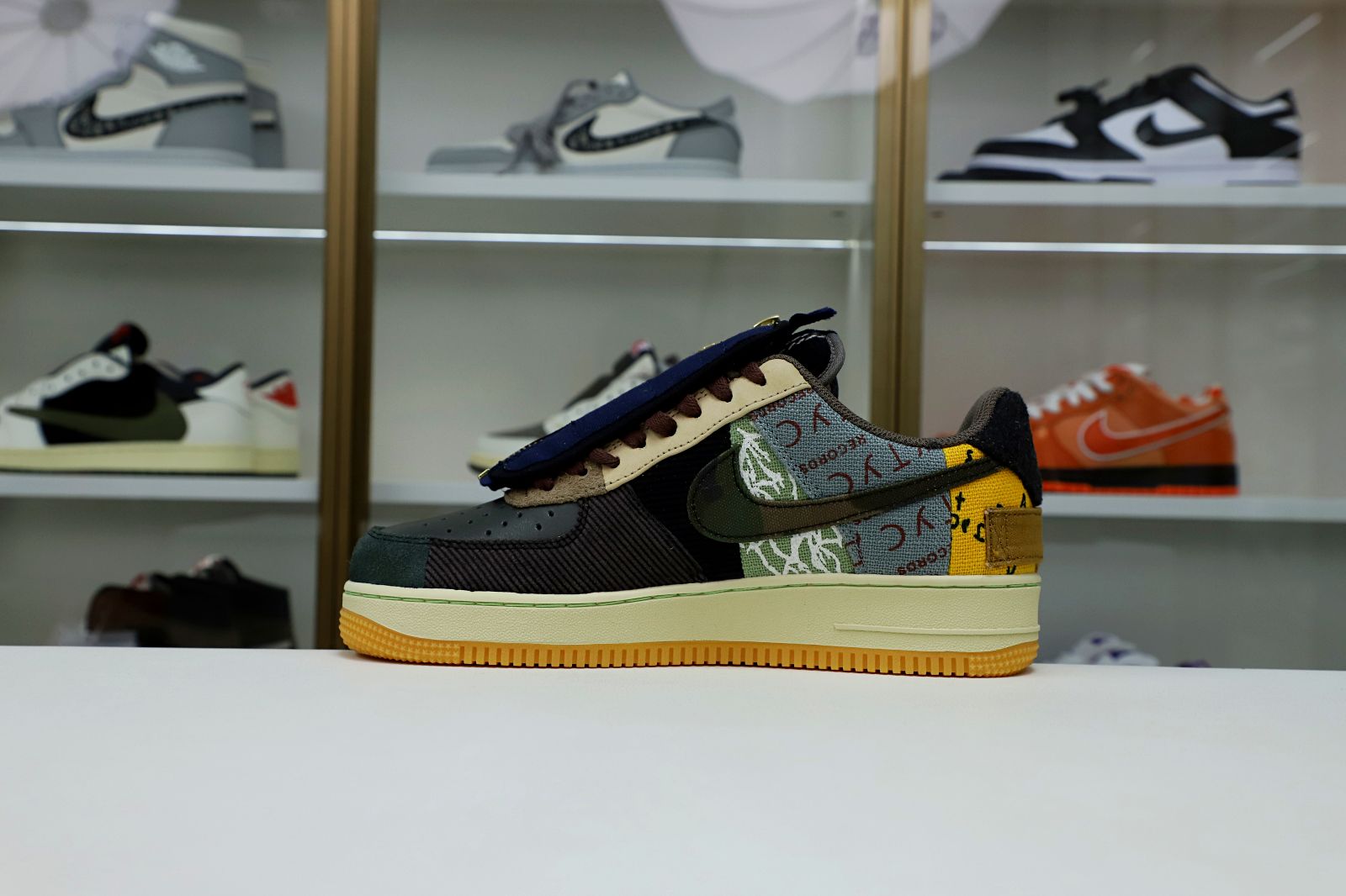 TRAVIS SCOTT X AIR FORCE 1 LOW 'CACTUS - finekick.vip