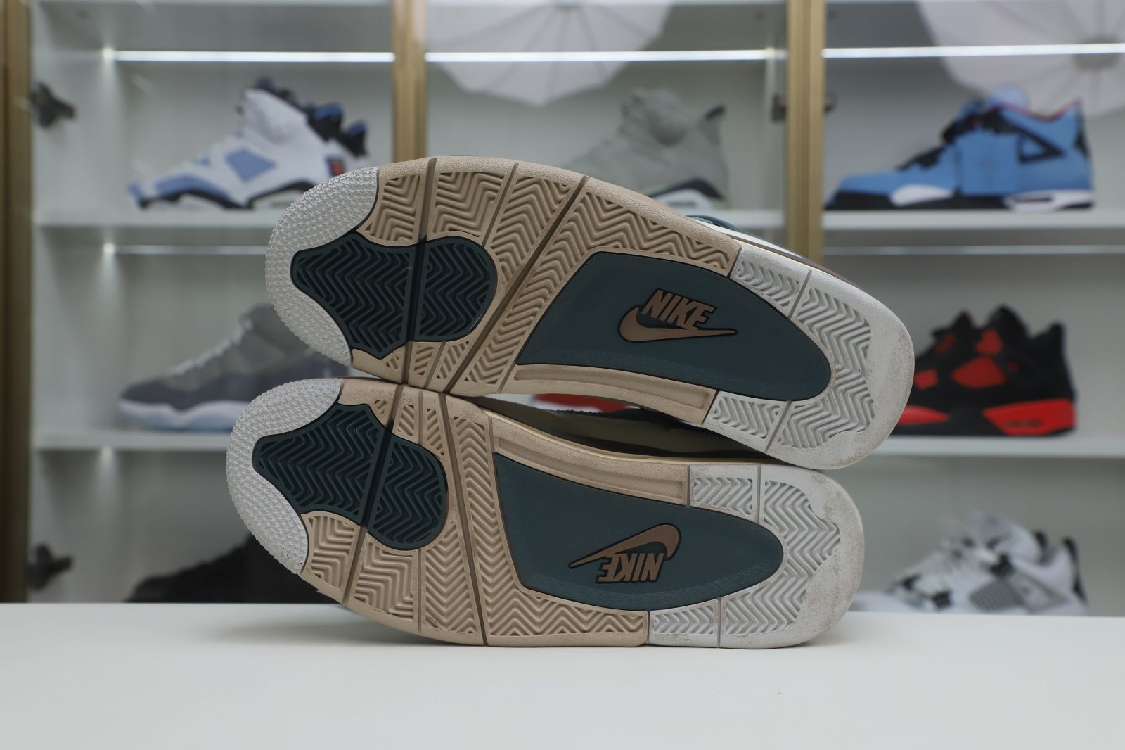 Air Jordan 4 - finekick.vip