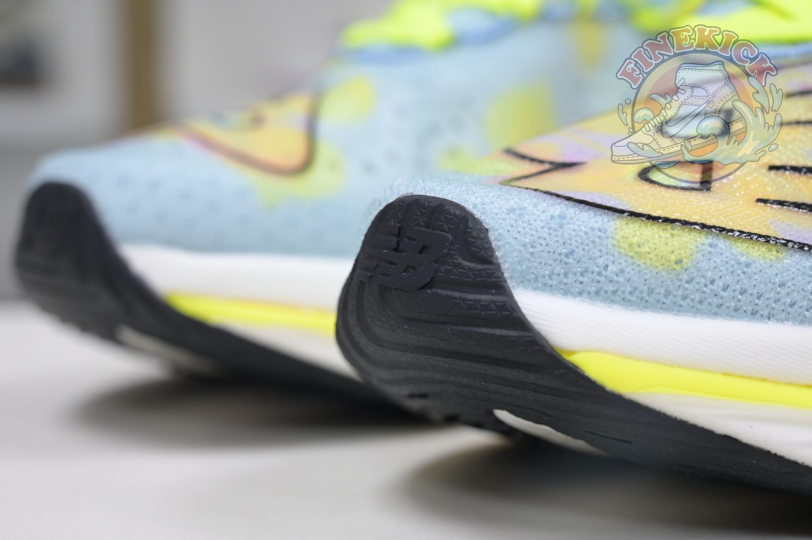 New Balance NB FuelCell SuperComp Elite v3 - finekick.vip