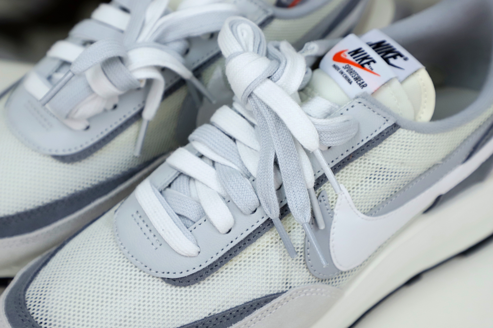 SACAI X LDWAFFLE 'SUMMIT WHITE' - finekick.vip