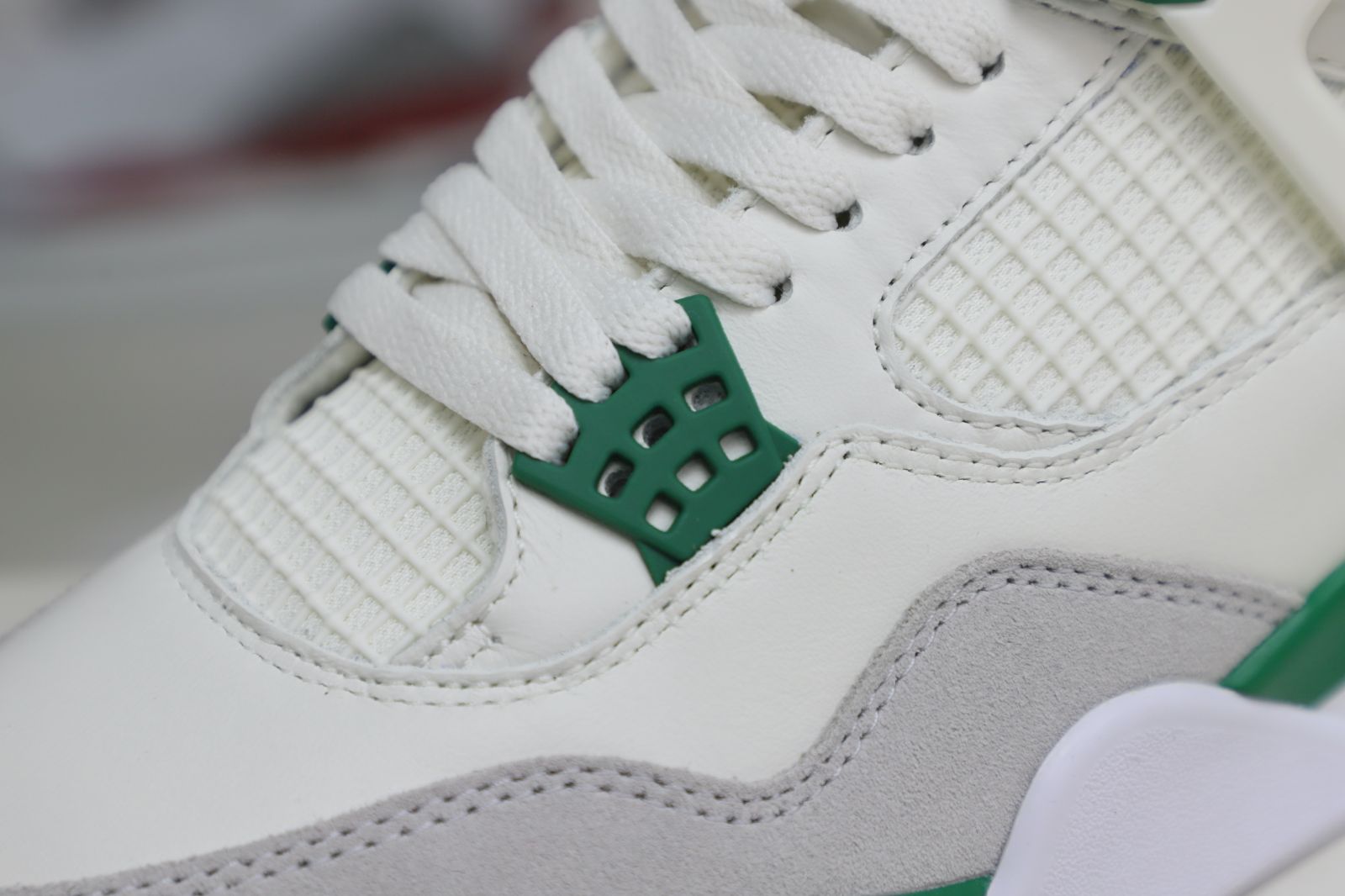 NIKE SB X AIR JORDAN 4 RETRO 'PINE GREEN' - finekick.vip