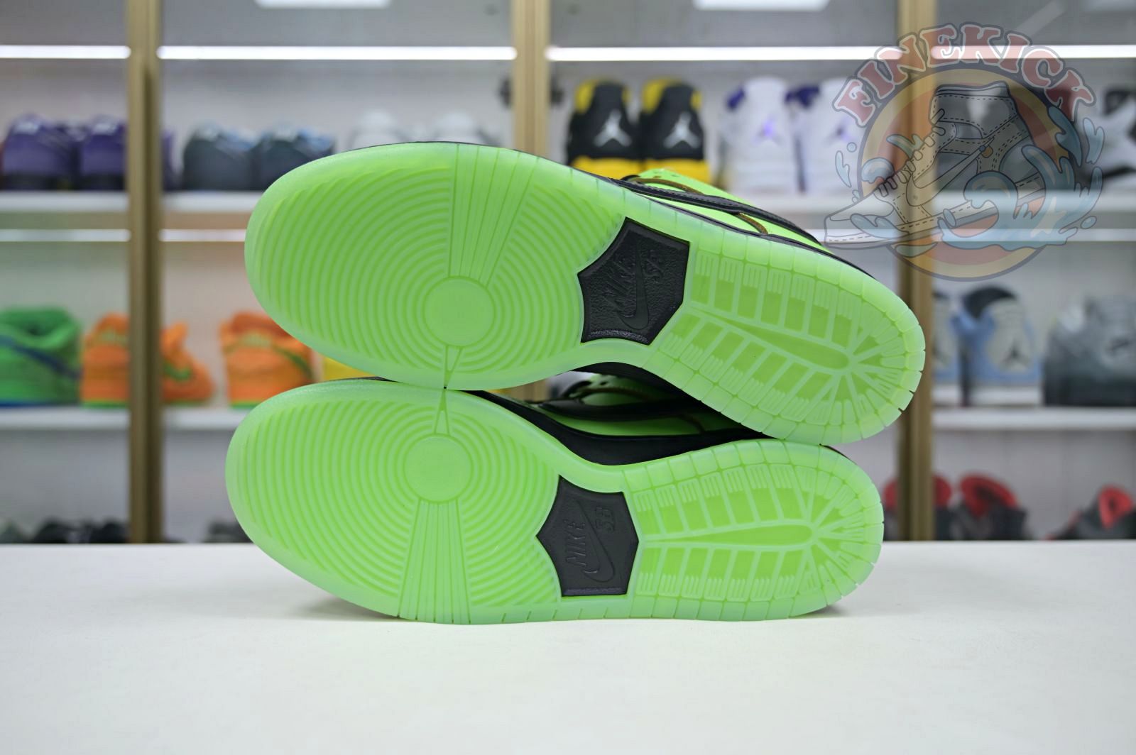 The Powerpuff Girls x Nike Dunk SB Low - finekick.vip