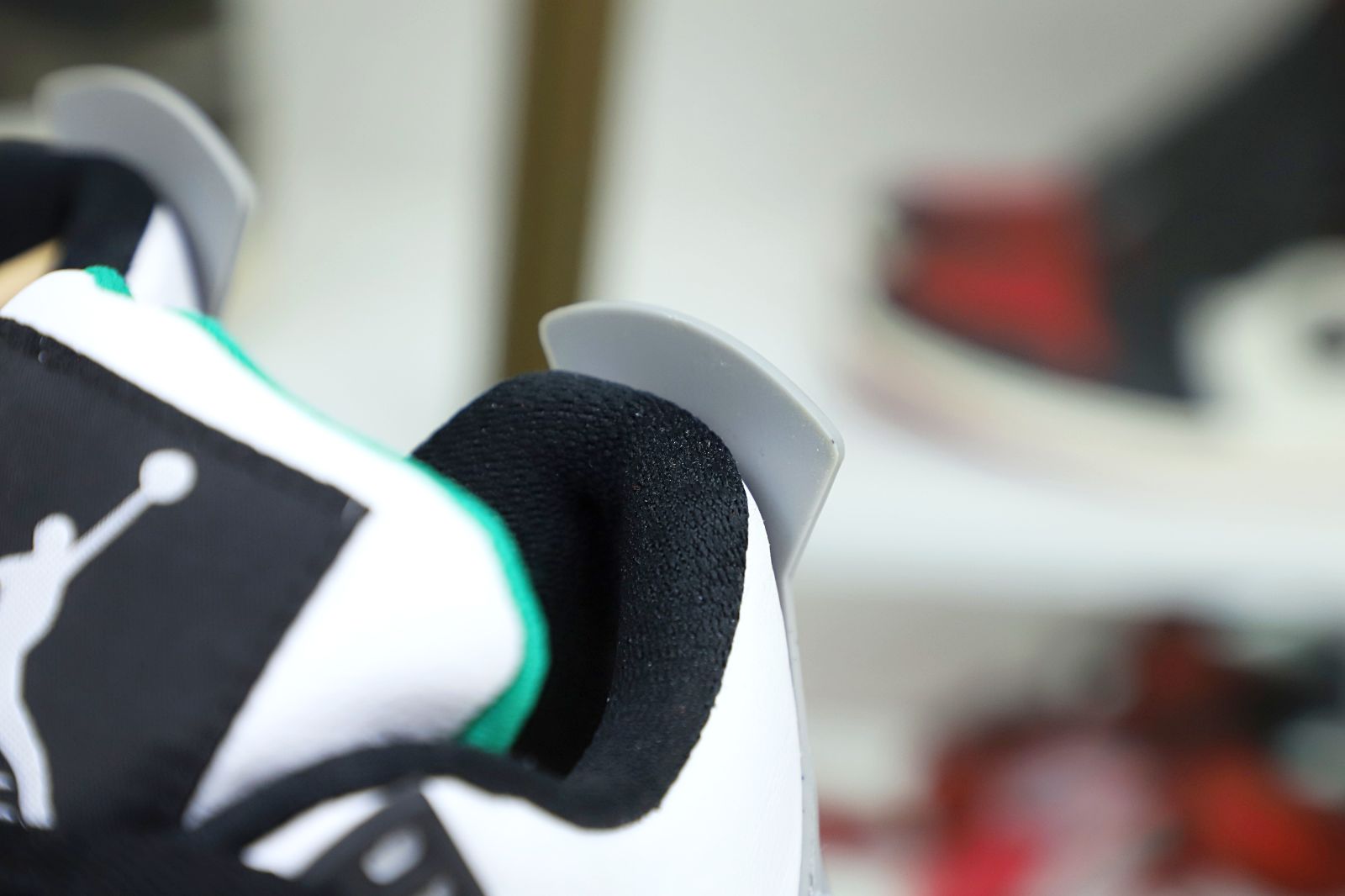 WMNS AIR JORDAN 4 RETRO 'RAST - finekick.vip