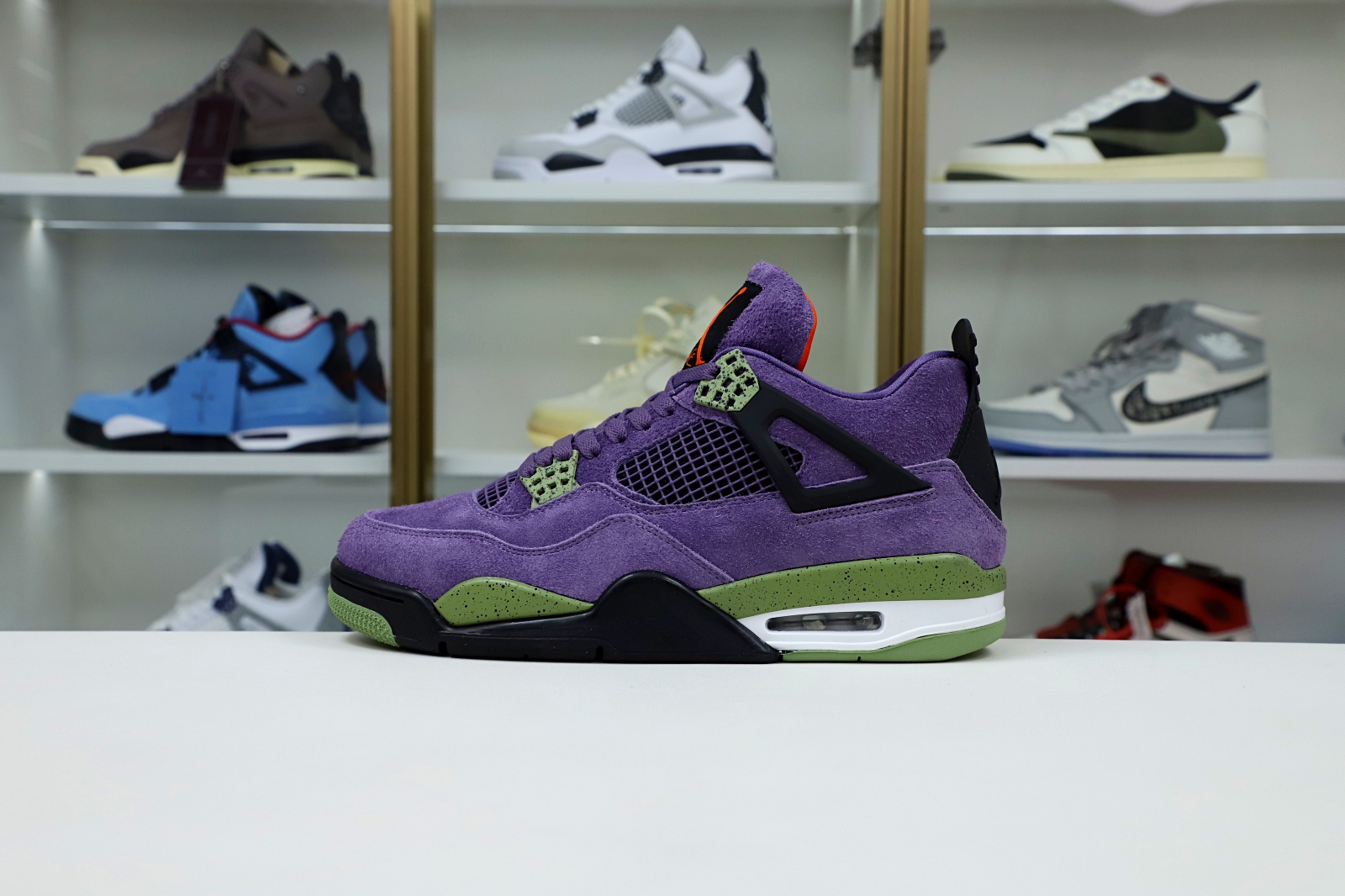 Air Jordan 4 retro