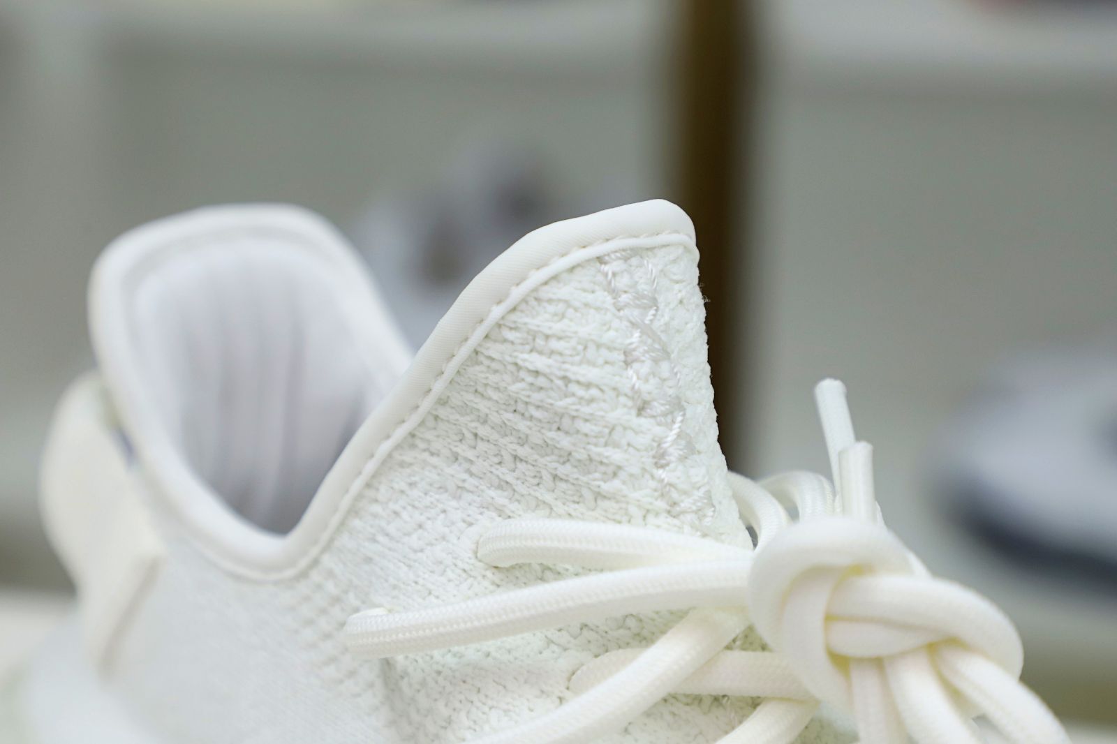 YEEZY BOOST 350 V2 'CREAM WHITE / TRIPLE WHITE' - finekick.vip