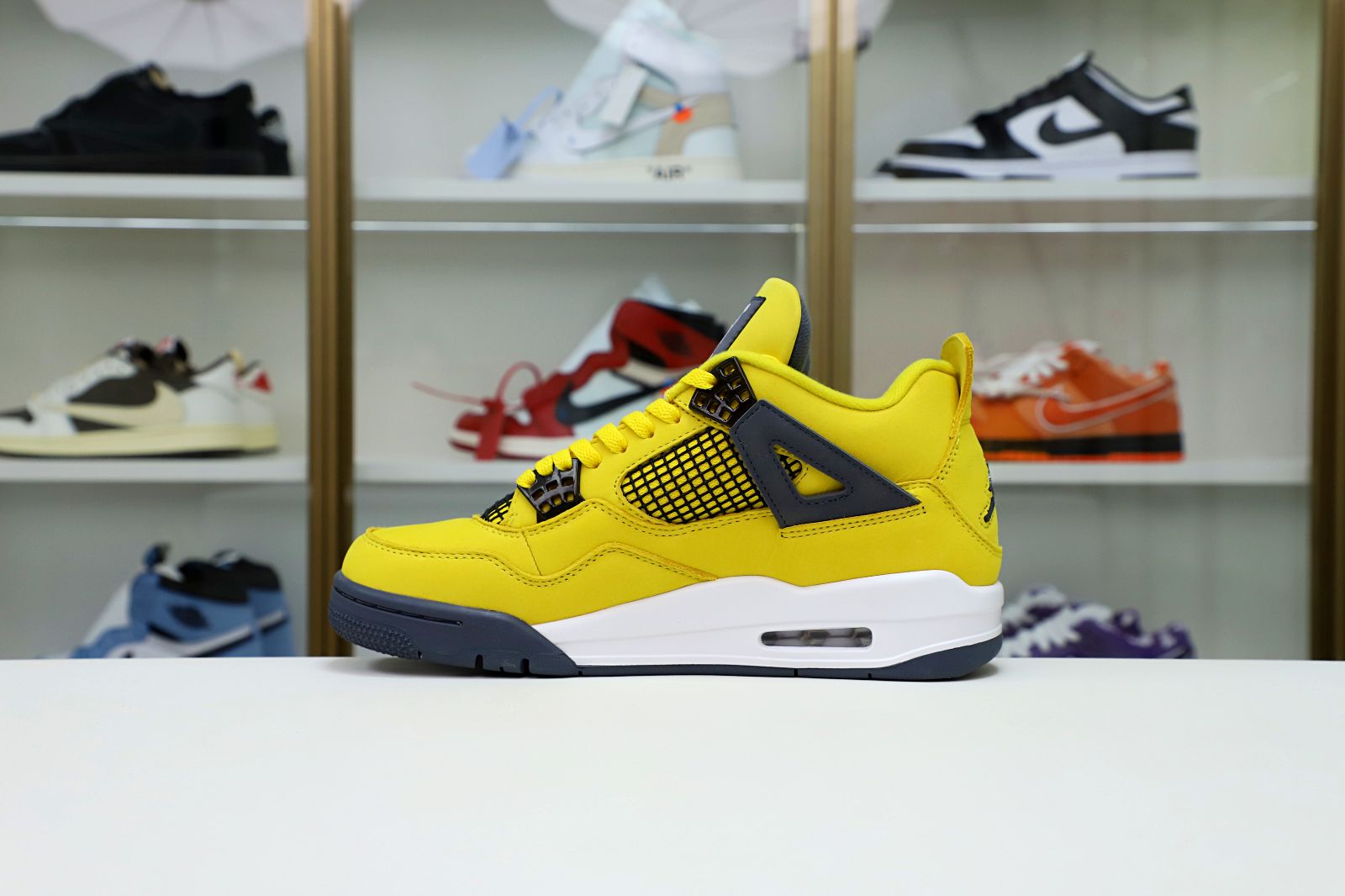 AIR Air JORDAN 4 RETRO 'LIGHTNING' 2021 - finekick.vip