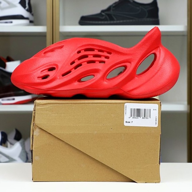 YEEZY FOAM RUNNER 'VERMILION' - finekick.vip