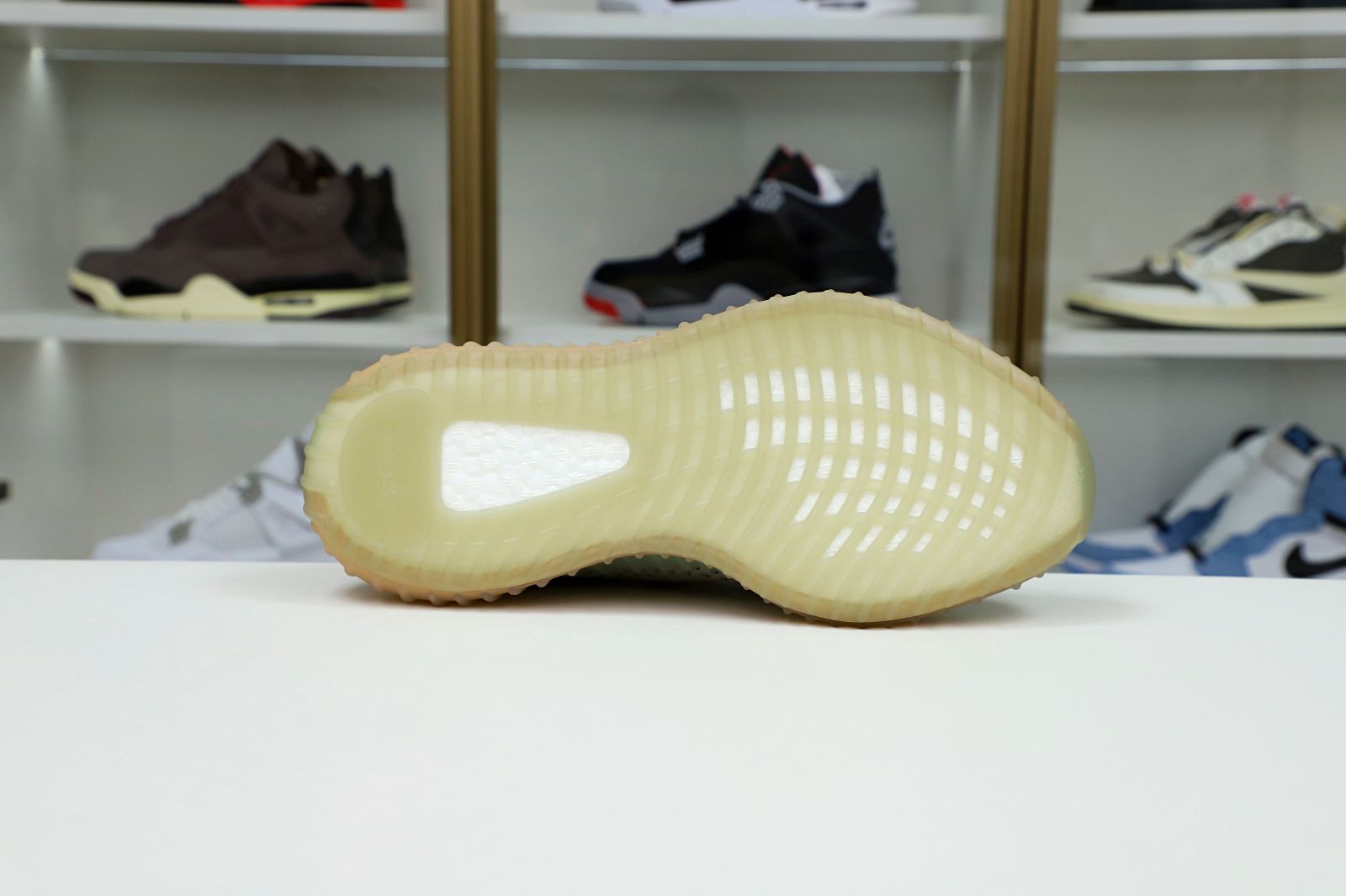 YEEZY BOOST 350 V2 'TRUE FORM' - finekick.vip