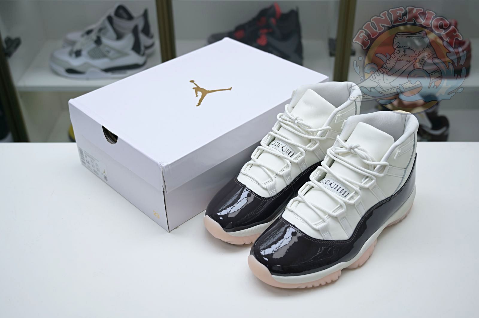 Air Jordan 11