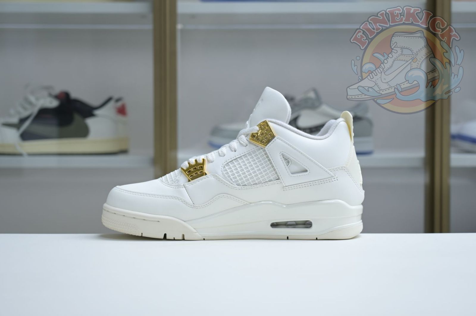 Air Jordan 4 - finekick.vip