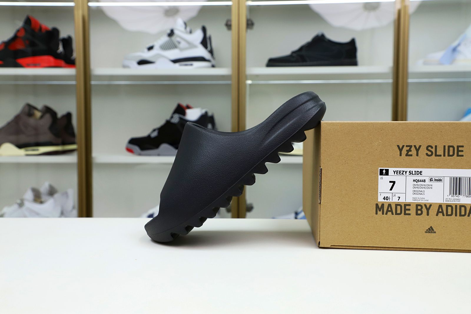 YEEZY SLIDE ONYX - finekick.vip