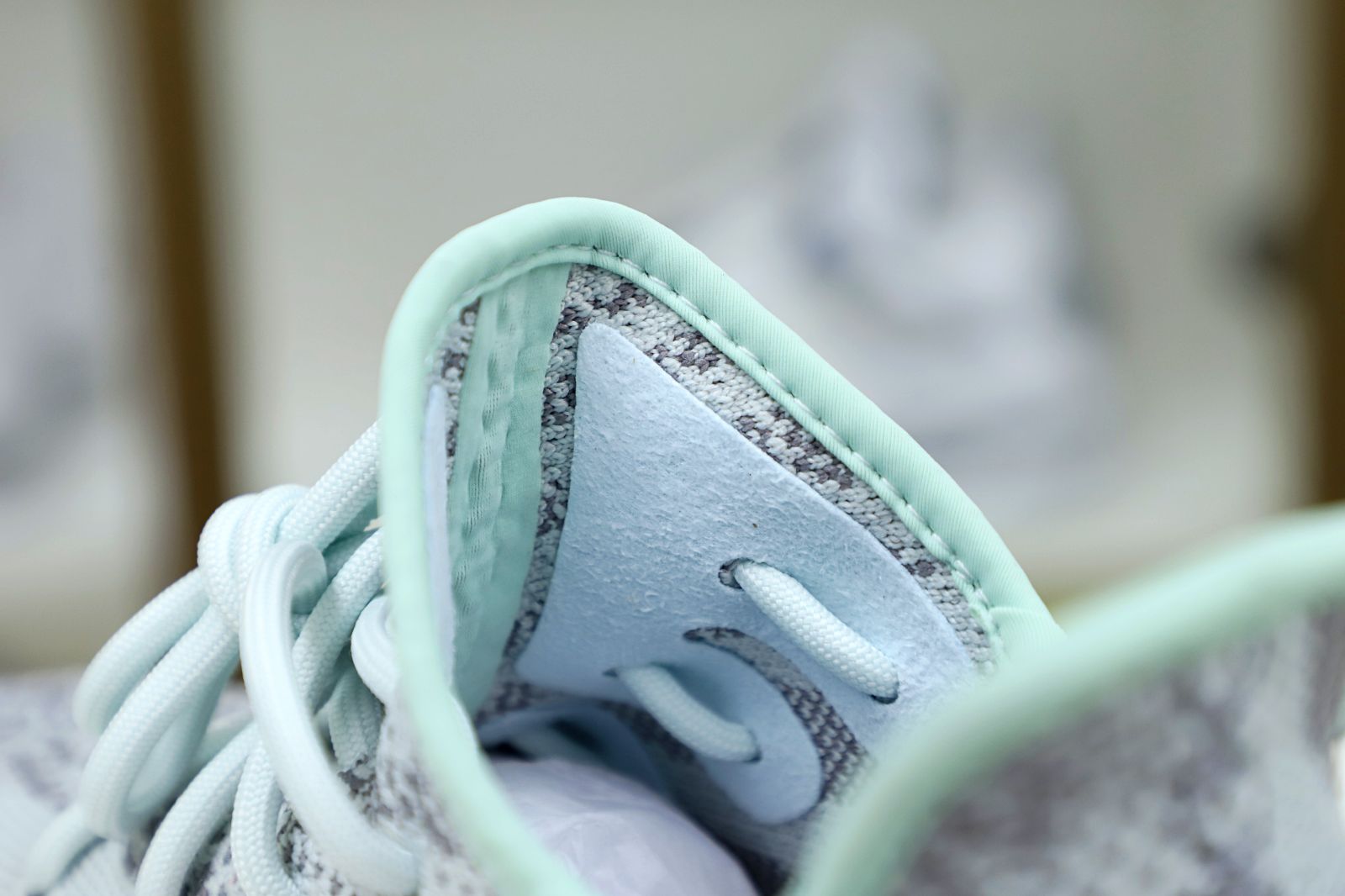 YEEZY BOOST 350 V2 'BLUE TINT' - finekick.vip