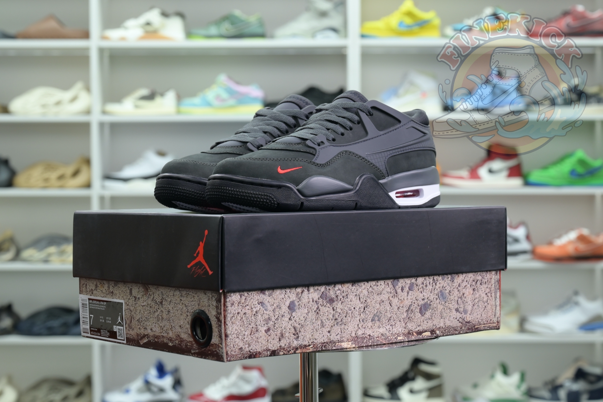 Nigel Sylvester x Air Jordan 4 RM SP “Anthracite” - finekick.vip