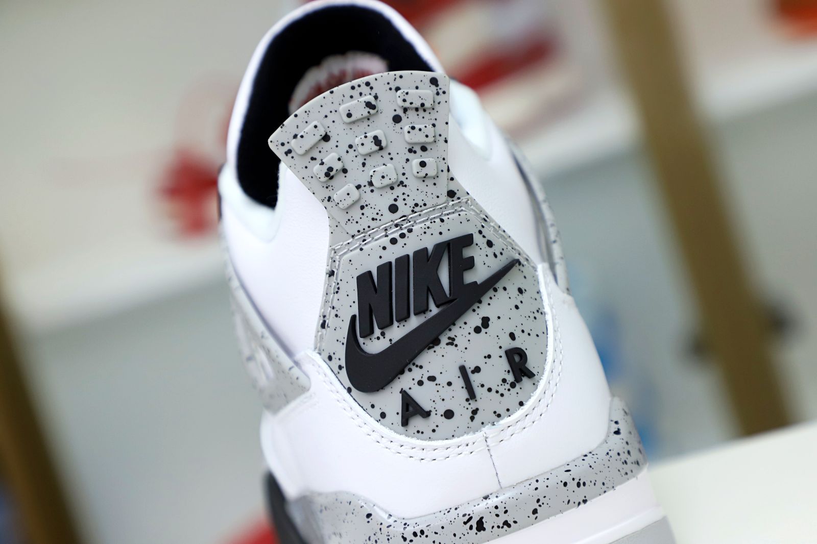 Air Jordan 4 Retro White Cement - finekick.vip