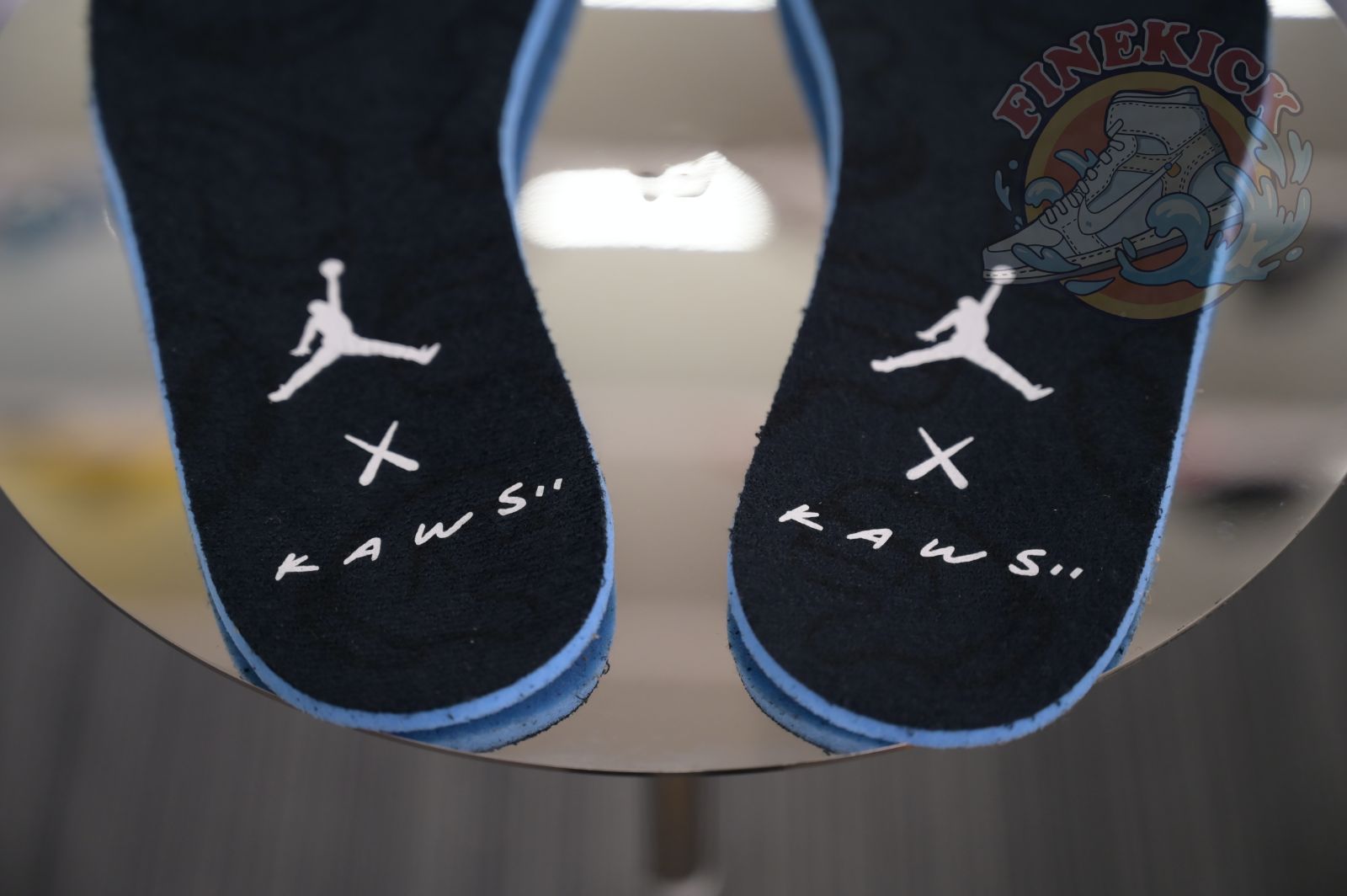 Air Jordan 4 kaws black - finekick.vip