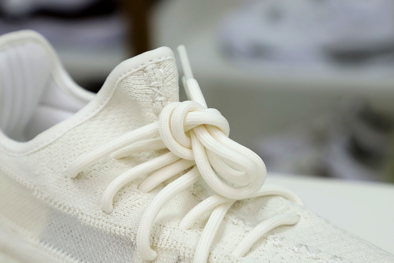 YEEZY BOOST 350 V2 “PURE OAT” - finekick.vip