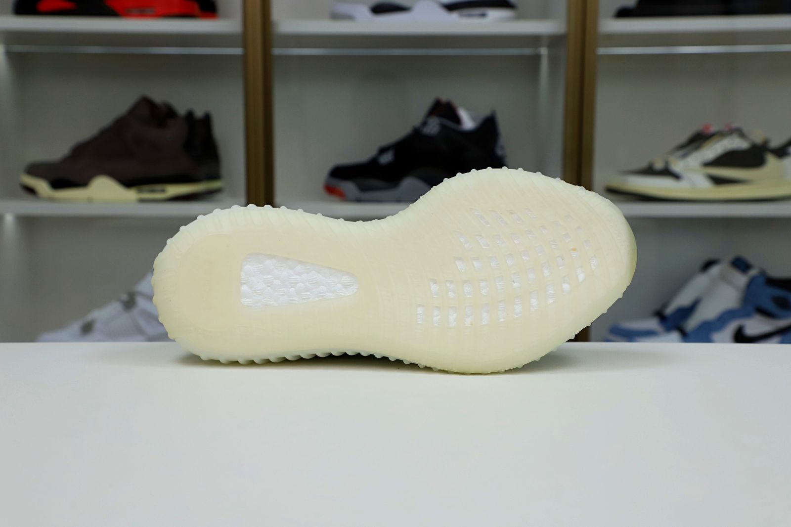 YEEZY BOOST 350 V2 'CLOUD WHITE REFLECTIVE' - finekick.vip